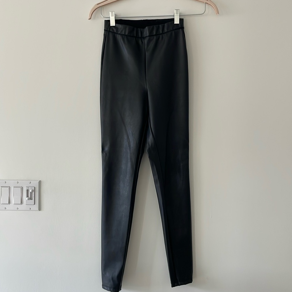Express faux leather leggings XS